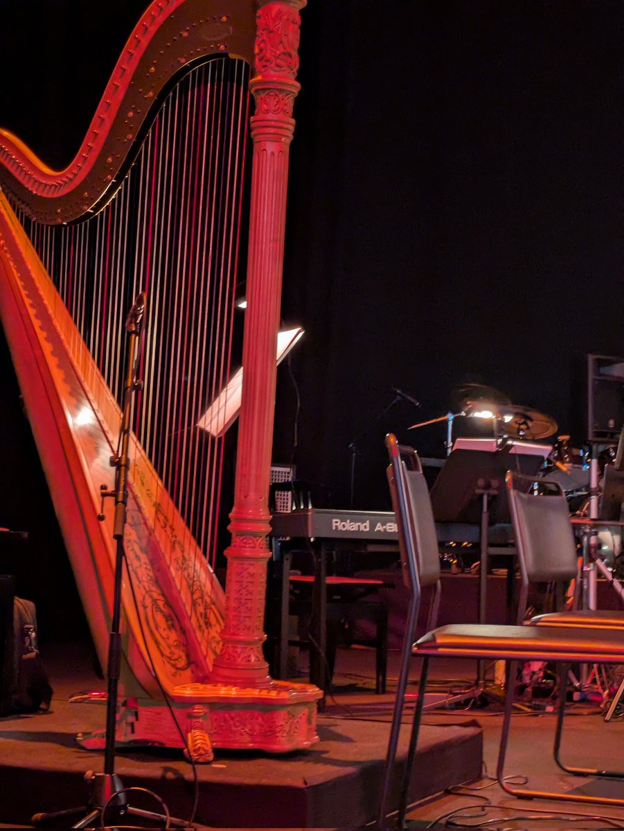 山田花子 tweet media