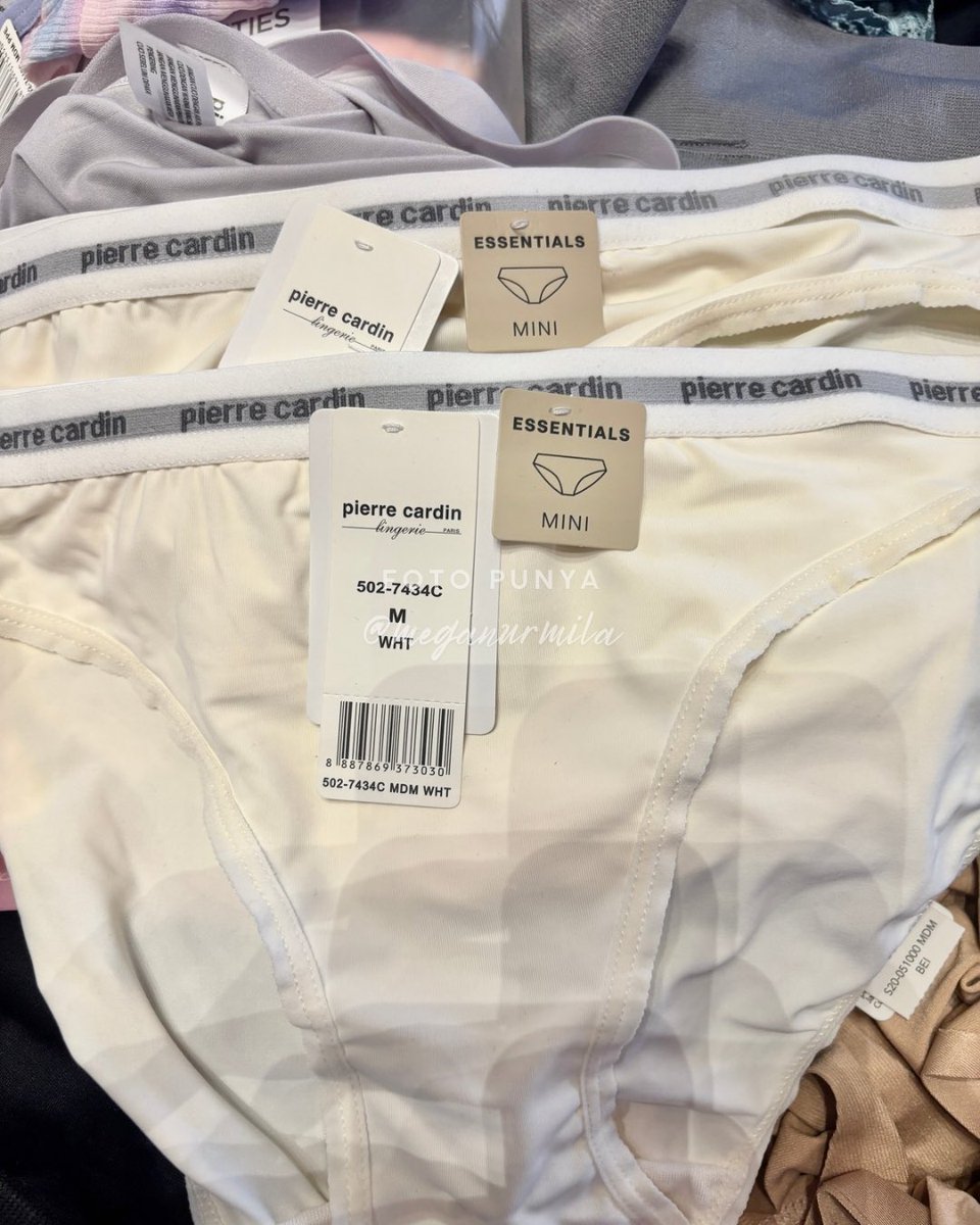 megantropuzz's tweet photo. Memutuskan untuk ganti semua underwear 100% katun 👌 pas banget Pierre Cardin lagi promo 50% panties jadi 30rban 😍￼ https://t.co/Edc59oPEq4