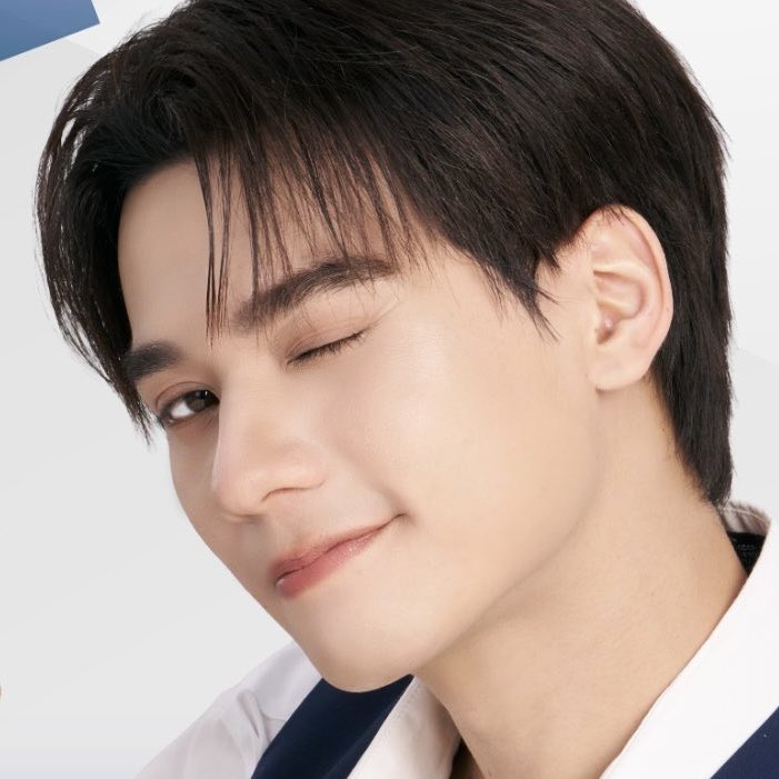 ☁️ melt , ♡ tweet media