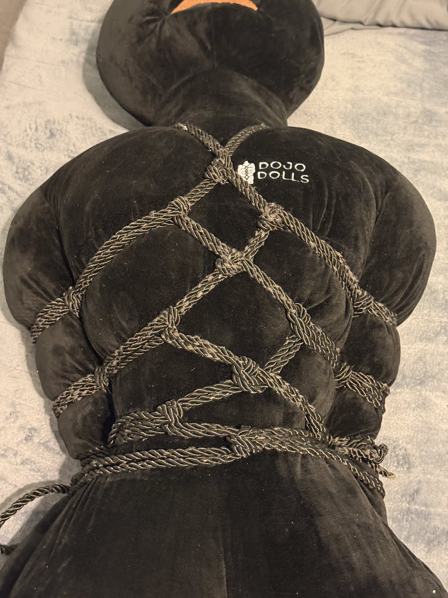WilliamRopeplay's tweet photo. https://t.co/luULqzUje0