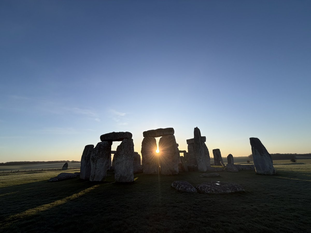 Stonehenge U.K tweet media