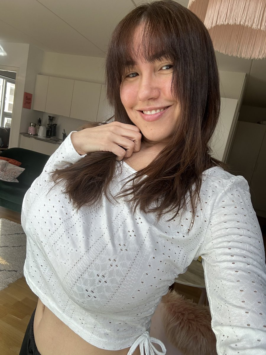 Itsisasato tweet media