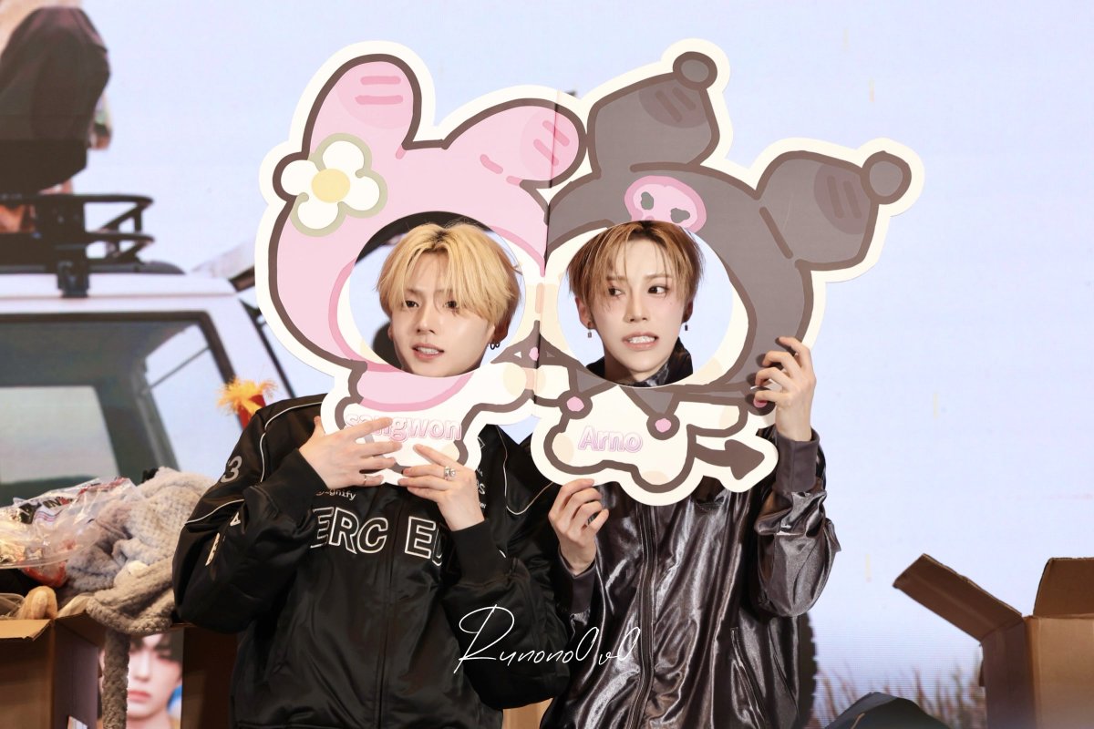 Runono﹥﹤ tweet media