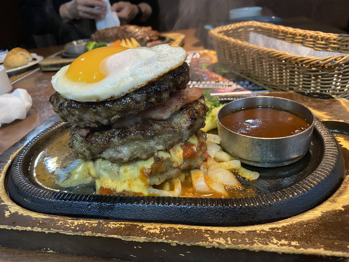 蛇尾津ファイン tweet media