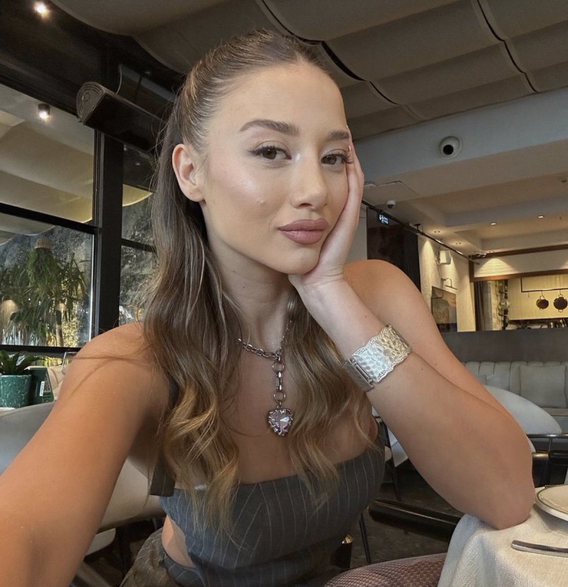 Bu Tag Neden Var tweet media