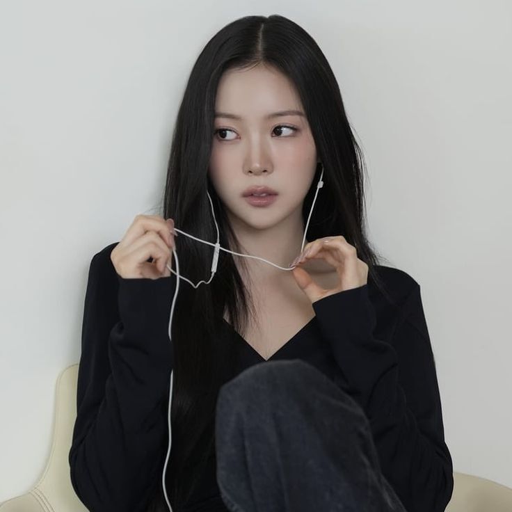 selfolssi ♤ tweet media