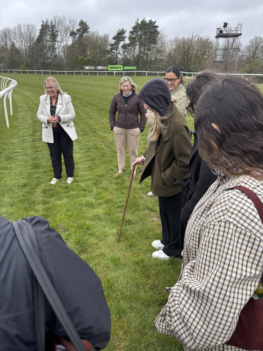 careersinracing.com tweet media