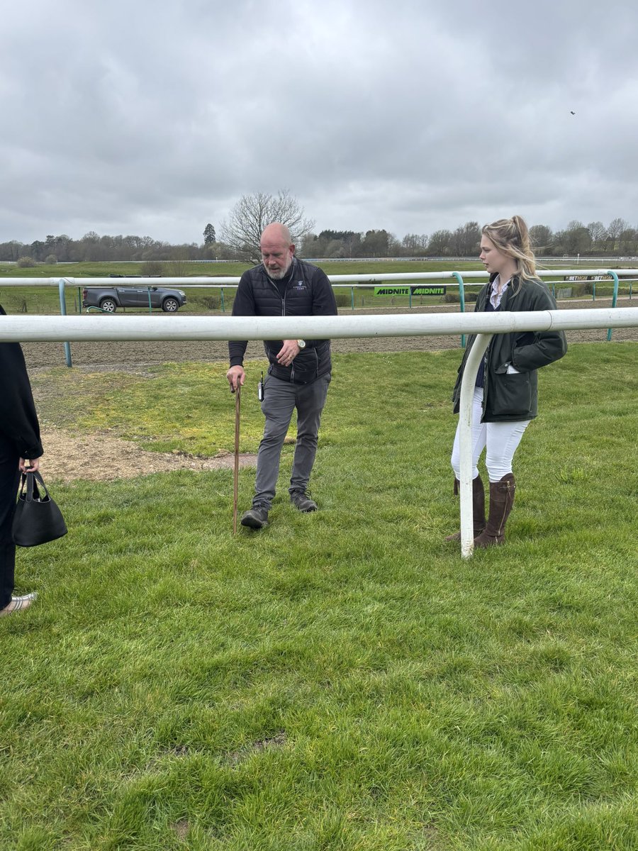 careersinracing.com tweet media