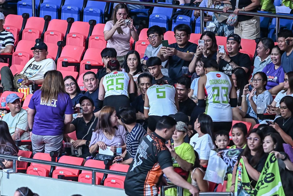 Glad to have you here in the PVL, Coach RDJ! ❤️

#PVL2026 | #TheHeartOfVolleyball