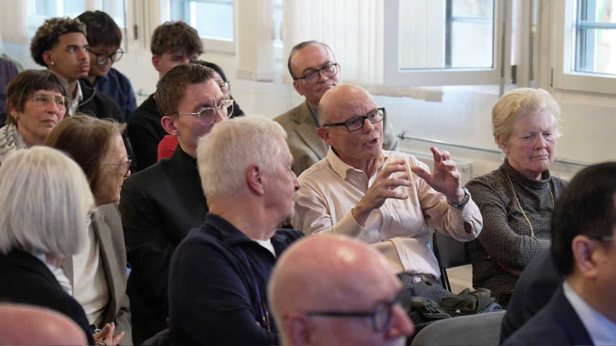 Chinese Embassy in Switzerland tweet media