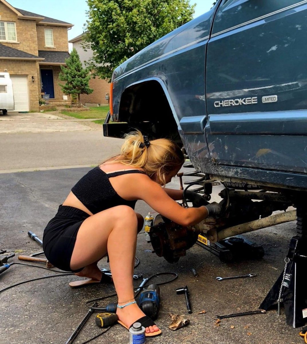 Pretty Jenny Jnr 👄 tweet media