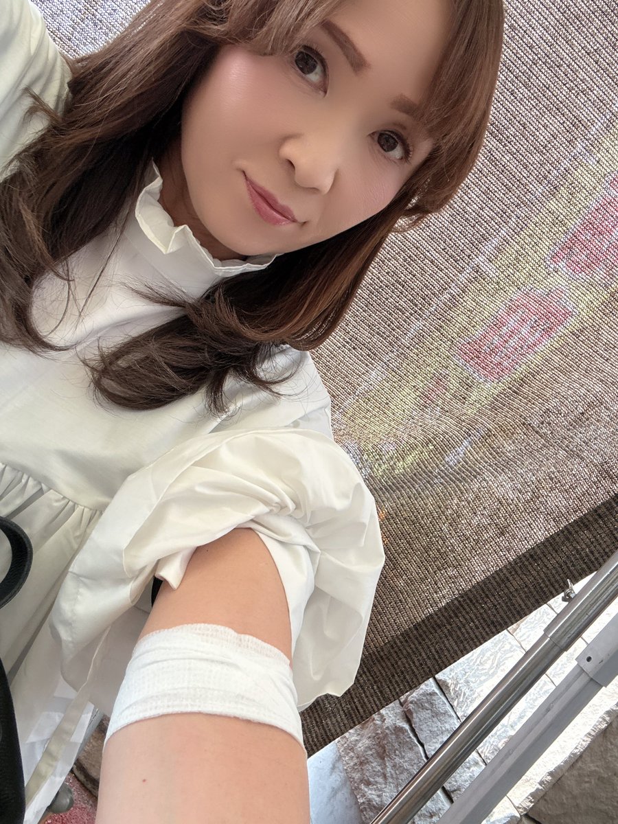 Yui358315's tweet photo. 春が来ました‼️
桜🌸咲きはじめたね〜
母が残してくれた、一番の宝物。
母の忘れ形見の愛犬と公園デート🐶🐾.*･

そして、別名それを血抜きというw献血してスッキリ✨️ https://t.co/7OEquO3qfw