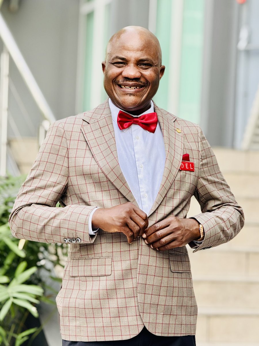 dolawanle's tweet photo. Don’t fly first or business class your whole life and be unable to afford economy class later in life. I know many people like that. 

Do not play to the gallery, make proper plans, and be financially intelligent. 

My name is Dele Olawanle. I am a coach. I think, write, and speak to improve lives. Share this post. Follow me for more insights and inspiration. #deleolawanlesnuggets