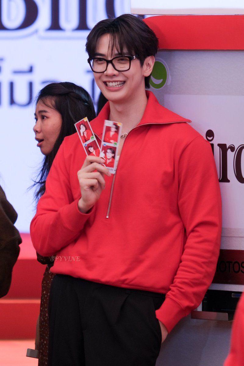 เติม (รัก)ยิ้มของคุณรช 🥰🥰

MAXKY X BIRDY NEW SMILES
#Birdy #GoodMomentsYourWay
#วันดีดีในแบบคุณ
#maxky_rp