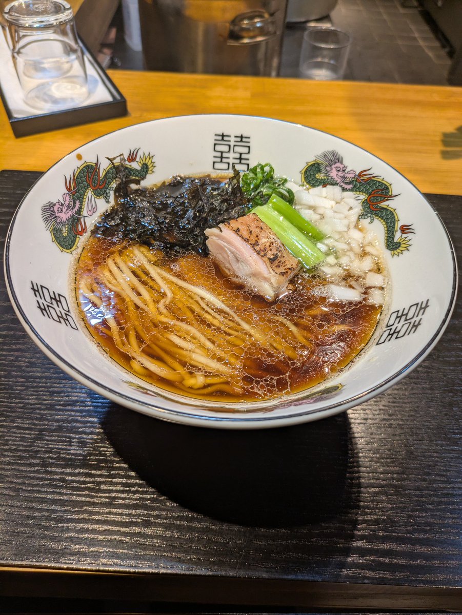 アキオ tweet media