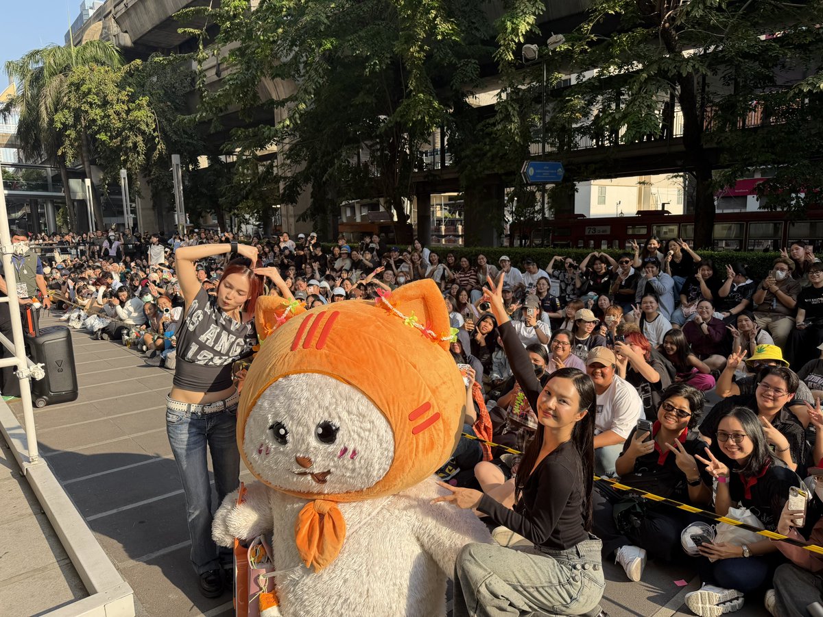 GMMTV SHOP tweet media