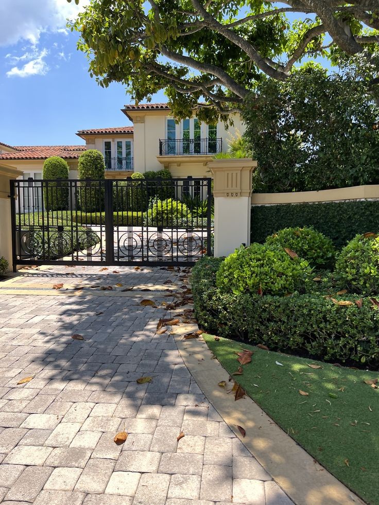 The Sketch Designer tweet media