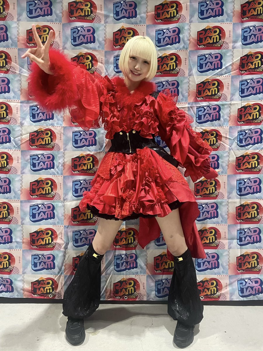 リイ AIBECK tweet media