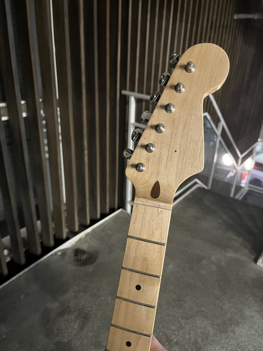 ストラーフ tweet media