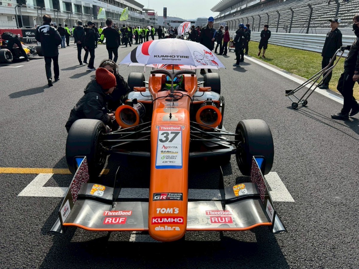 TOM'S Racing tweet media