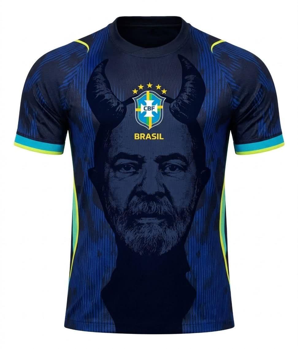 AdyRodrygues's tweet photo. Nova camisa da seleção brasileira faz apologia ao capiroto. 😂😂😂
#EuSouDeJesus https://t.co/w24dzx7DzP