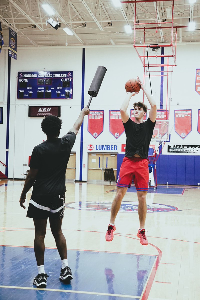 Dominique Hawkins tweet media