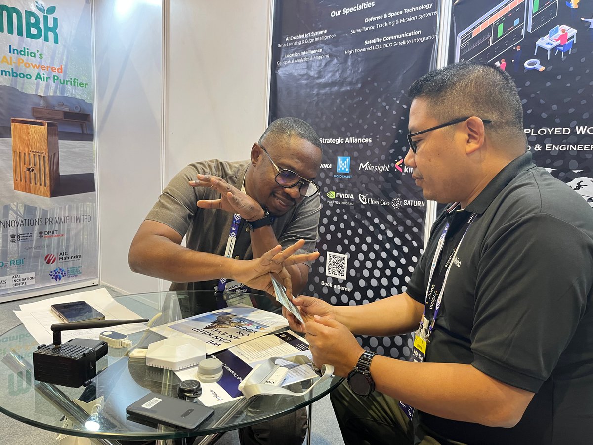 nibiaa_devices's tweet photo. 3 days. New Delhi. Team Nibiaa at #IndiaSoft2026 presenting deep tech built for the real world. Satellite Comms, Defense Tech, and more. 

Our sincere thanks to @escnewdelhi @govt_of_manipur  @ANURAGBAJP83366 without your incredible support, this wouldn't have happened. https://t.co/OMo00Xj36b