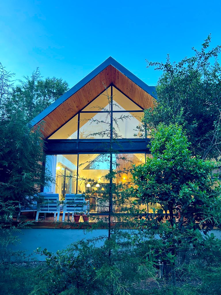 M O I B E N S H I R E tweet media