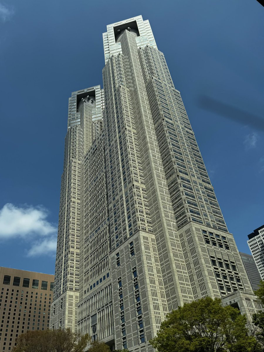 タカさん tweet media