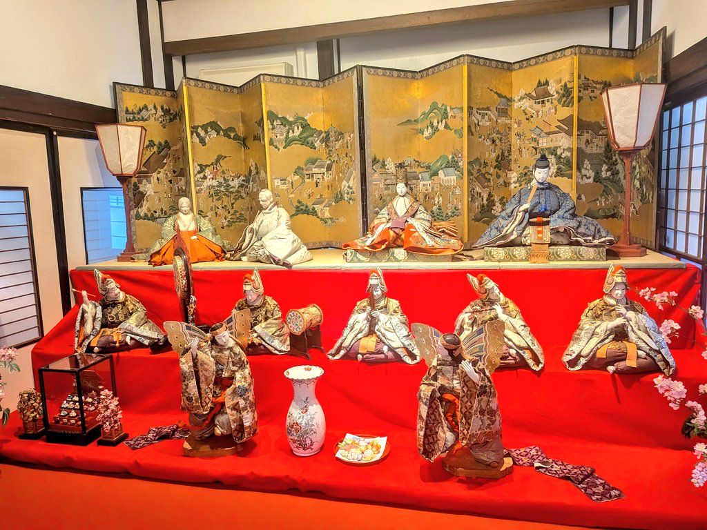 えむっこ tweet media