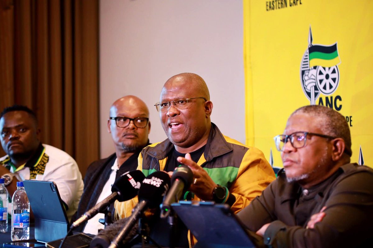 Manikivana tweet media