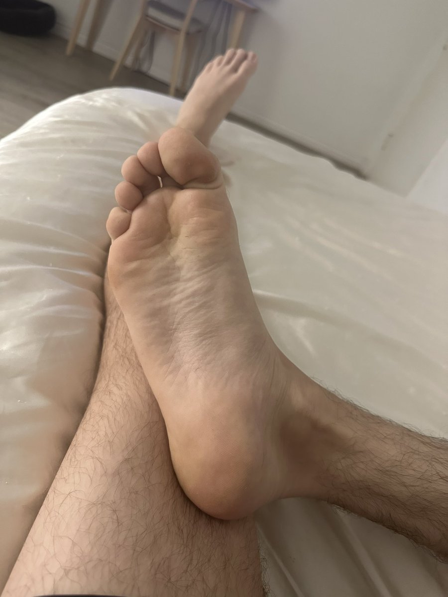 PrinceMonroeOF's tweet photo. Can someone put me on wiki feet? lol. That would be cool… #wikifeet https://t.co/ESITmTrzOy