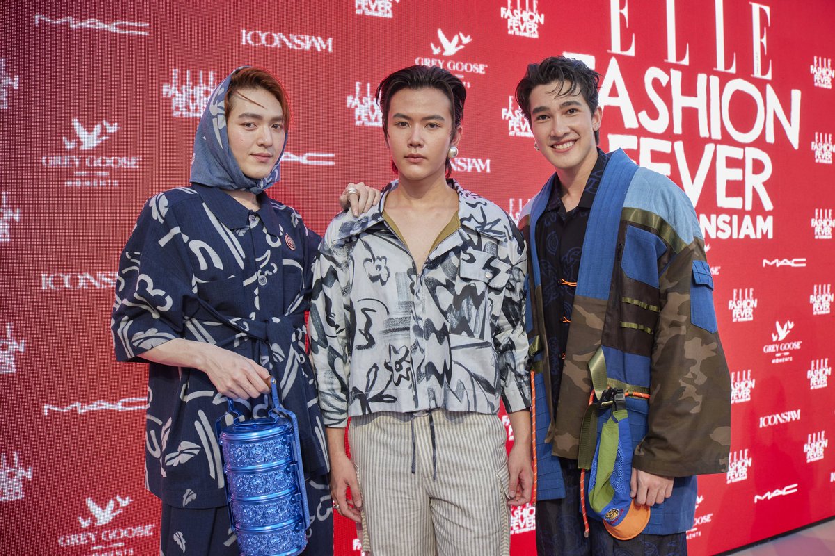 LoveAlertSeries's tweet photo. กาด พลอยสุภา, แมทธิว โรเบิร์ตส และ แฟ้ม ตนุภัทร จากซีรีส์ #LoveAlert ในงาน ELLE Fashion Fever at ICONSIAM ร่วมต้อนรับฤดูกาล Spring/Summer 2026 ลุครันเวย์  ICONCRAFTX PATTERN.ERS 
ภาพเพิ่มเติมที่ 🔗https://t.co/e0jg6w2k9l

#ICONCRAFT #ICONSIAM #ELLEFashionFever #EFFatICONSIAM #ICONCRAFTxPatterners

#KadPloysupa  
#mmatthew #famthanuphat