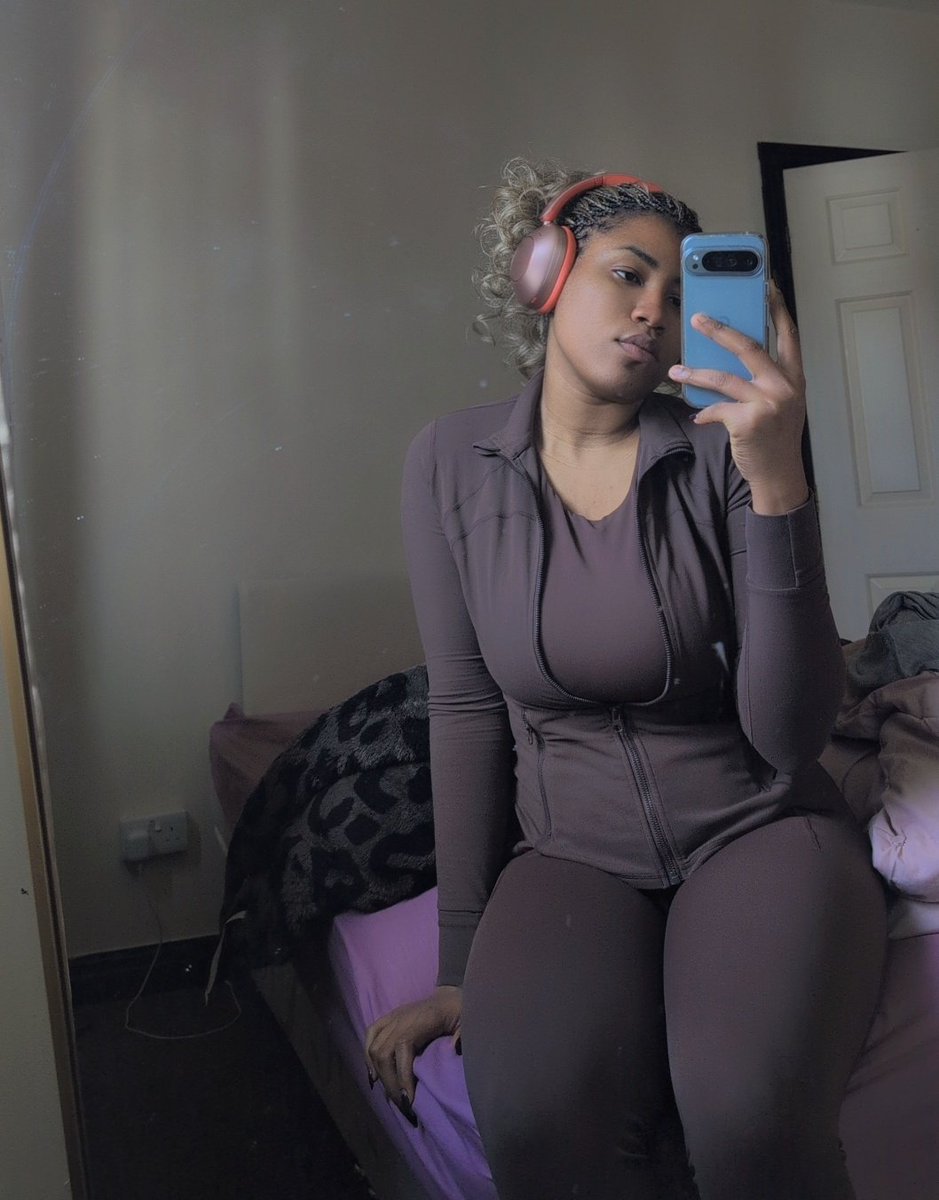 Cecond_Thoughts tweet media