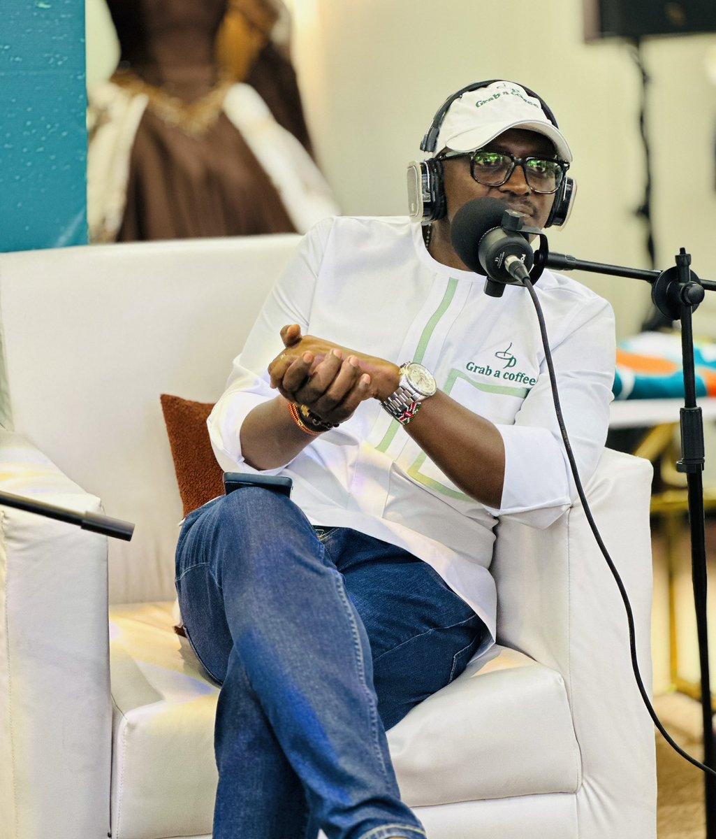 kasyate's tweet photo. #GrabACoffee
The 1st of 3 episodes from the Live Audience Edition has dropped!
https://t.co/VdDodLUJas https://t.co/4jEAPSiBUP