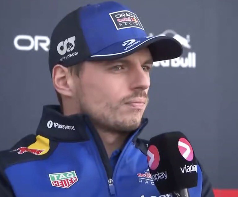 Estagiário da F1 tweet media