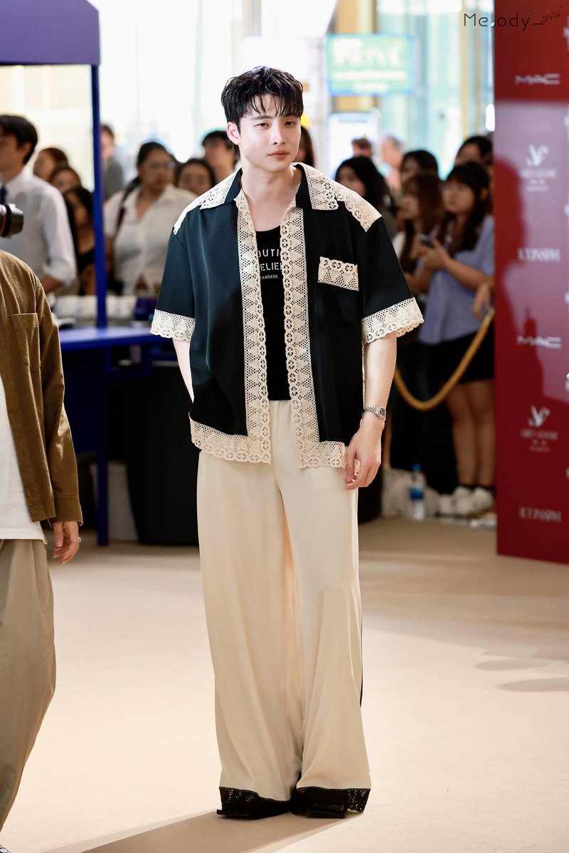 260328📷

Happy to see you na🙌<a href="/m34nismind/">m34nismind</a> 

#ELLEFashionFever 
#EFFatICONSIAM
#MeanPhiravich