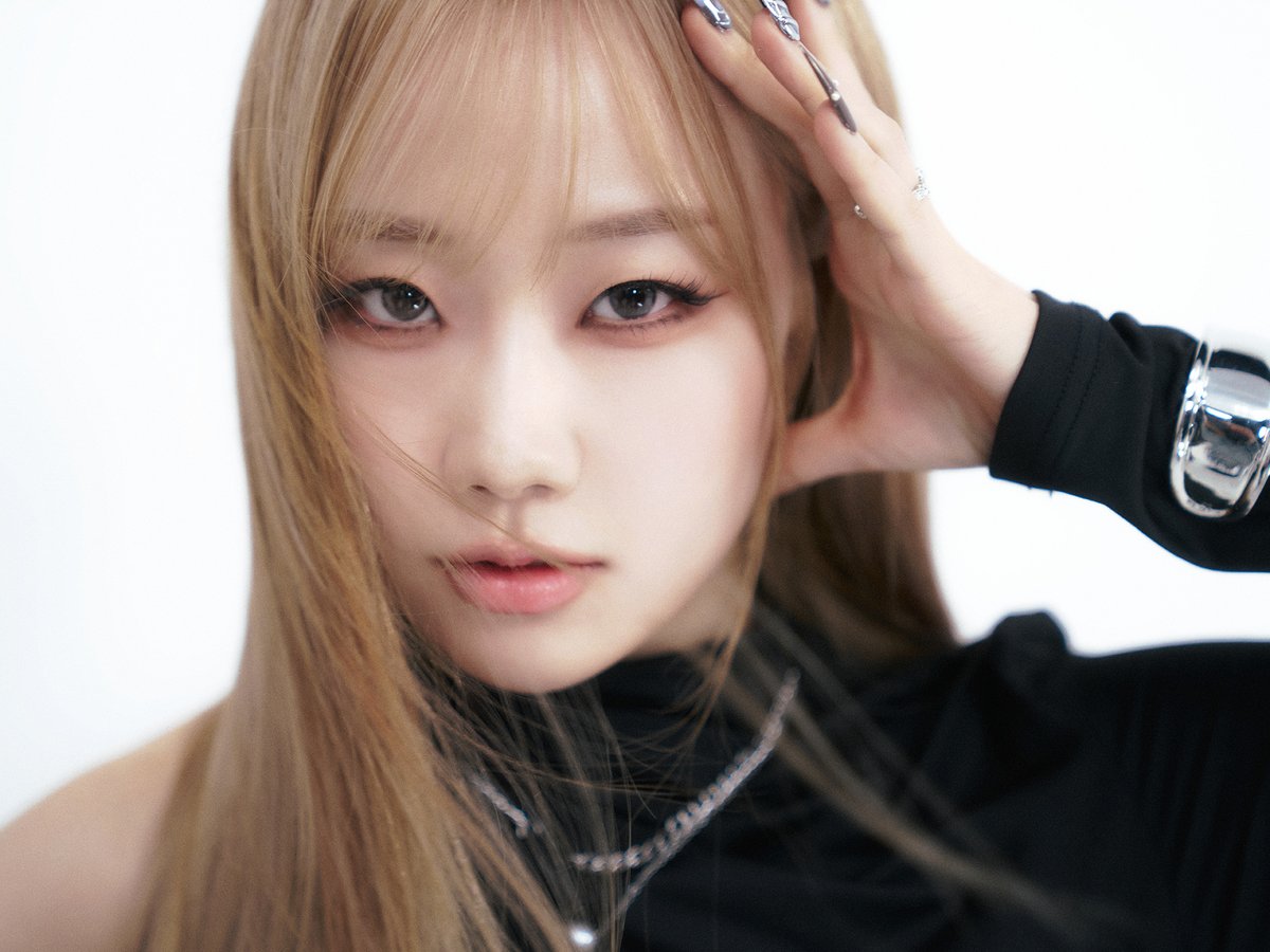 loveone_official tweet media