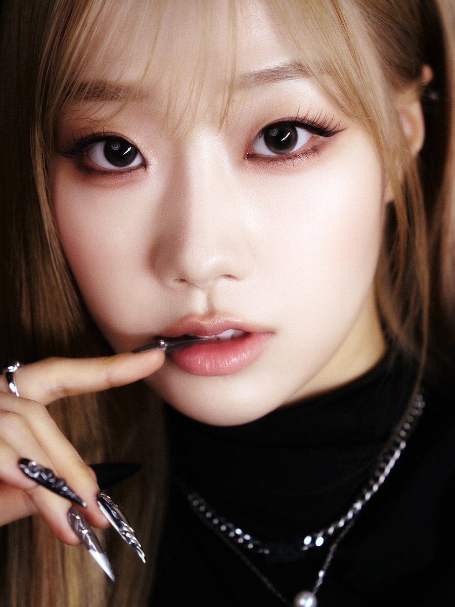 loveone_official tweet media