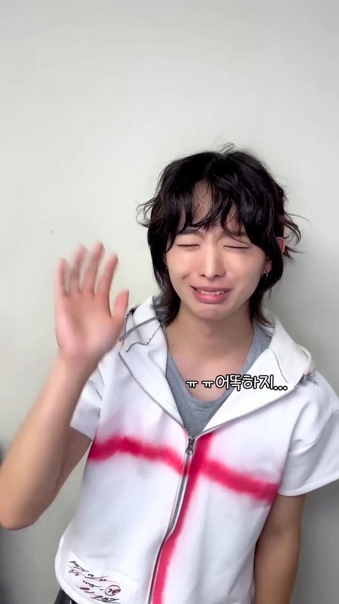 rockstar_luvrr's tweet photo. 🧵 Thread of Sehyuk suffering from fanservice and regretting life decisions (asking for a second audition) /j

kwon sehyuk struggles 🐣
세혁바보미안해알라뷰

#DragonPony #드래곤포니 #KwonSeHyuk #권세혁 https://t.co/rxF8dVorRF