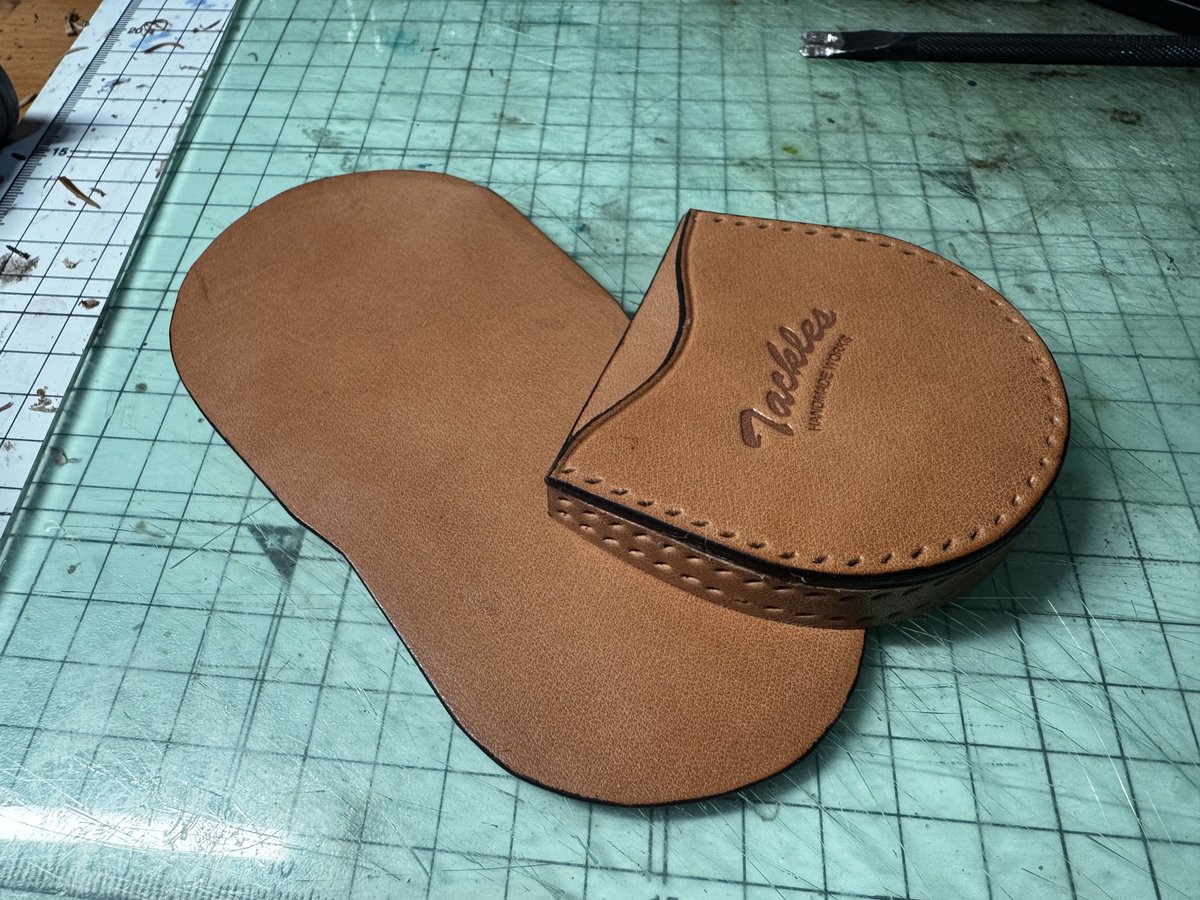 Tackles@革職人見習い tweet media