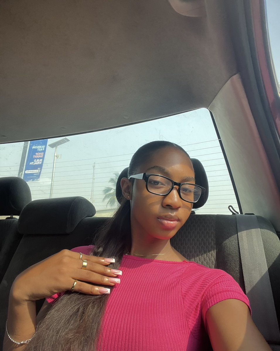 •yosi•⭐️ tweet media