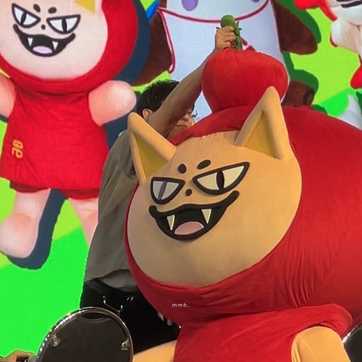 베비. ♡ tweet media