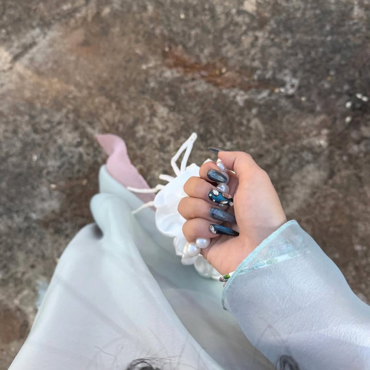 gm good morning 🩵

wishing everyone a happy weekend!

since it’s the weekend, give yourself some time to relax.

you’ve worked hard all week.

> <a href="/XOOBNetwork/">XOOB 👾</a> : xoob.link/?ref=5a3fb91337