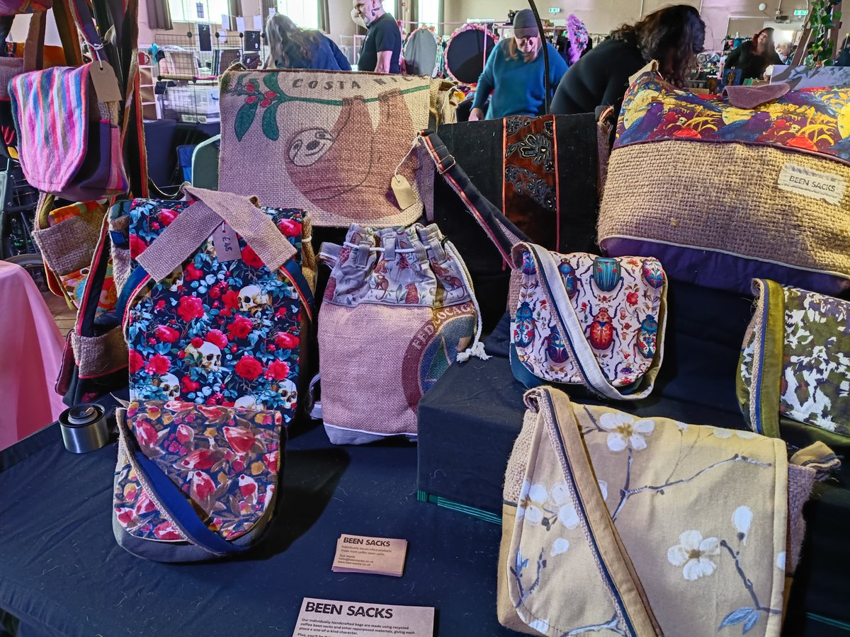 BeenSacks's tweet image. All set up and ready for today's The Alternative Markets. Lots of fab stalls so pop along and say hi if you're in the #Bath area.

#MHHSBD