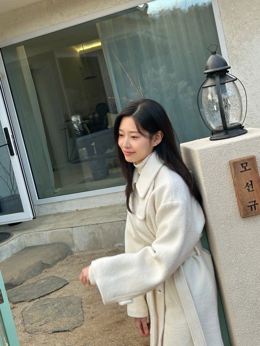 kim minju instagram tweet media