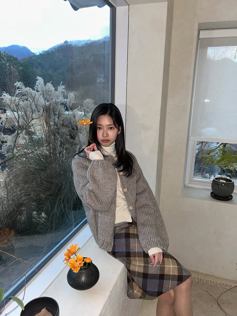 kim minju instagram tweet media