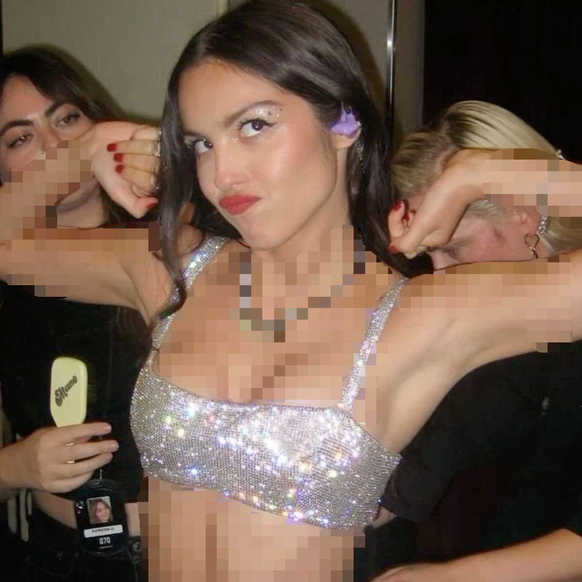 Censored4U tweet media