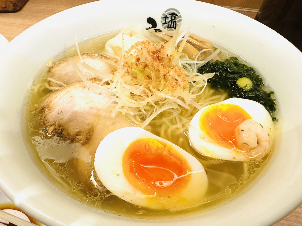 こんちゃ tweet media