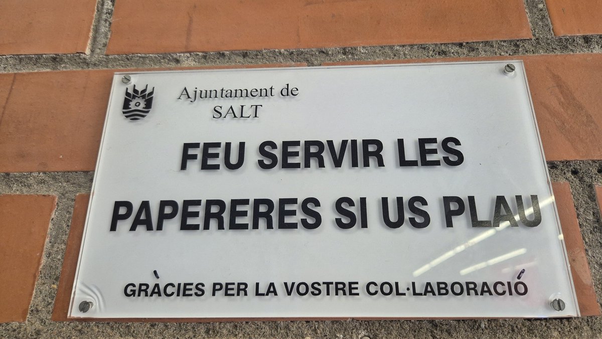 JRoca_Font #RnRrules tweet media